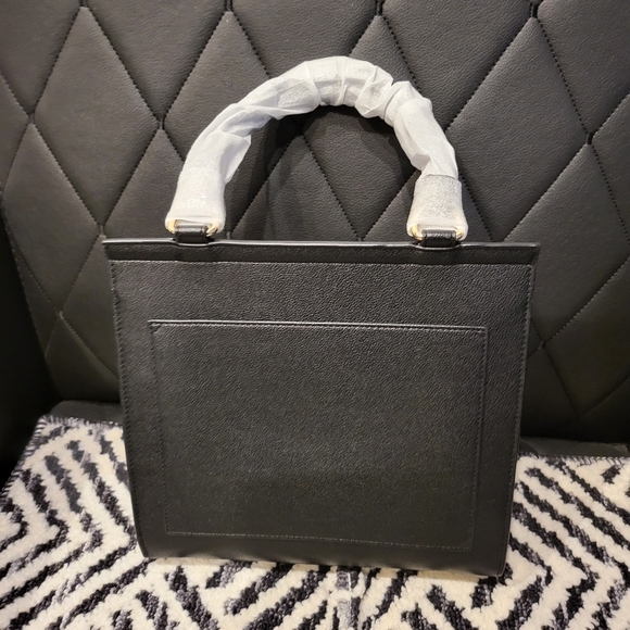 Modern Picnic Lunch Bag. - Picture 2 of 15